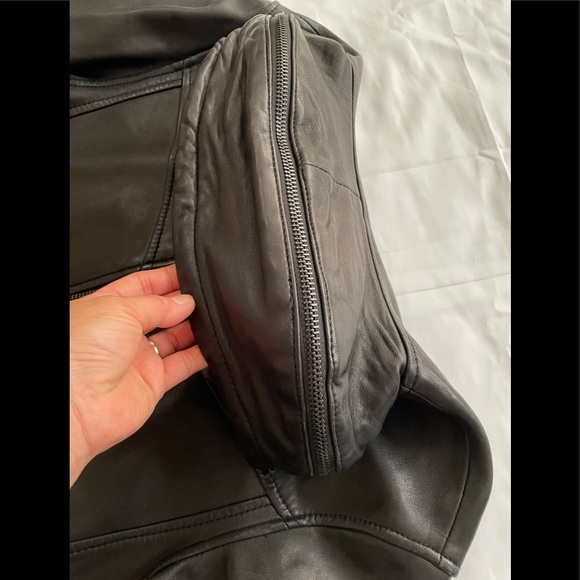 Authentic Leather Hooded Jacket - Picture 12 of 12